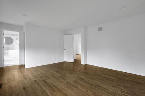 Tiny photo for 5910 Bucksburn Drive, Galloway, OH 43119 (MLS # 226004900)