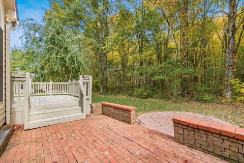 Tiny photo for 2034 Havens Court E, Blacklick, OH 43004 (MLS # 226002878)