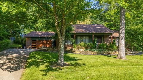 Tiny photo for 305 Braewood Lane, Chillicothe, OH 45601 (MLS # 226020732)