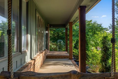 Tiny photo for 305 Braewood Lane, Chillicothe, OH 45601 (MLS # 226020732)