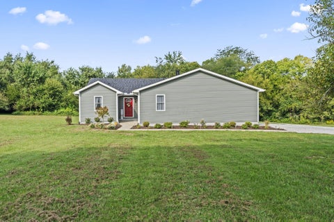 Tiny photo for 27695 Campbell Road, Circleville, OH 43113 (MLS # 226033892)