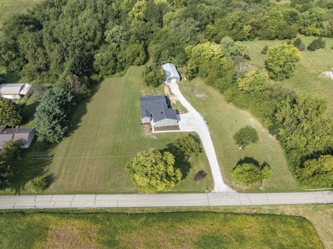 Photo of 27695 Campbell Road, Circleville, OH 43113 (MLS # 226033892)
