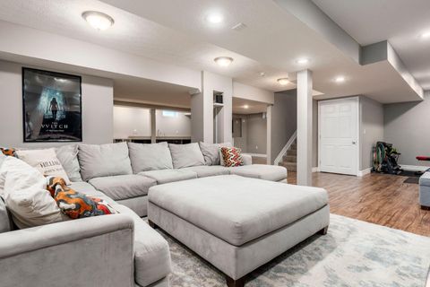 Tiny photo for 6228 Parkmeadow Lane, Hilliard, OH 43026 (MLS # 225037761)