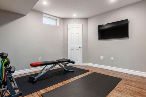 Tiny photo for 6228 Parkmeadow Lane, Hilliard, OH 43026 (MLS # 225037761)