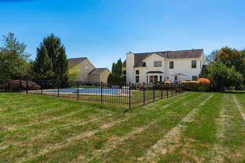 Tiny photo for 6228 Parkmeadow Lane, Hilliard, OH 43026 (MLS # 225037761)