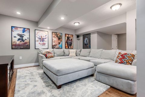 Tiny photo for 6228 Parkmeadow Lane, Hilliard, OH 43026 (MLS # 225037761)