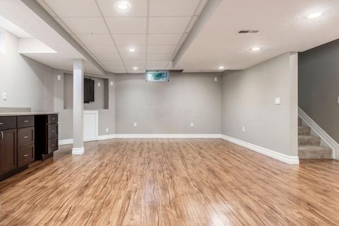 Tiny photo for 6228 Parkmeadow Lane, Hilliard, OH 43026 (MLS # 225037761)