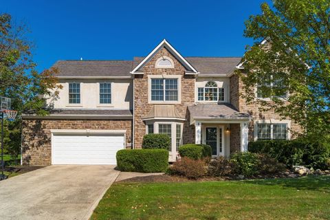 Photo of 6228 Parkmeadow Lane, Hilliard, OH 43026 (MLS # 225037761)