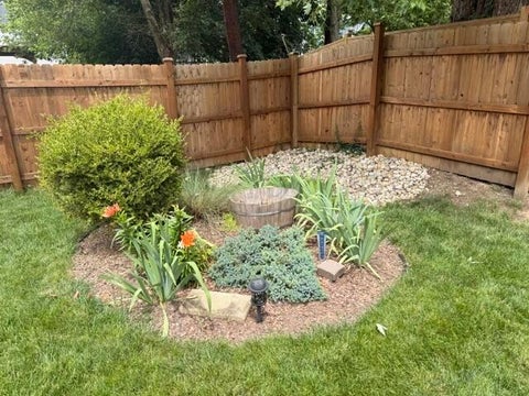 Tiny photo for 372 E Lincoln Avenue, Columbus, OH 43214 (MLS # 226022485)