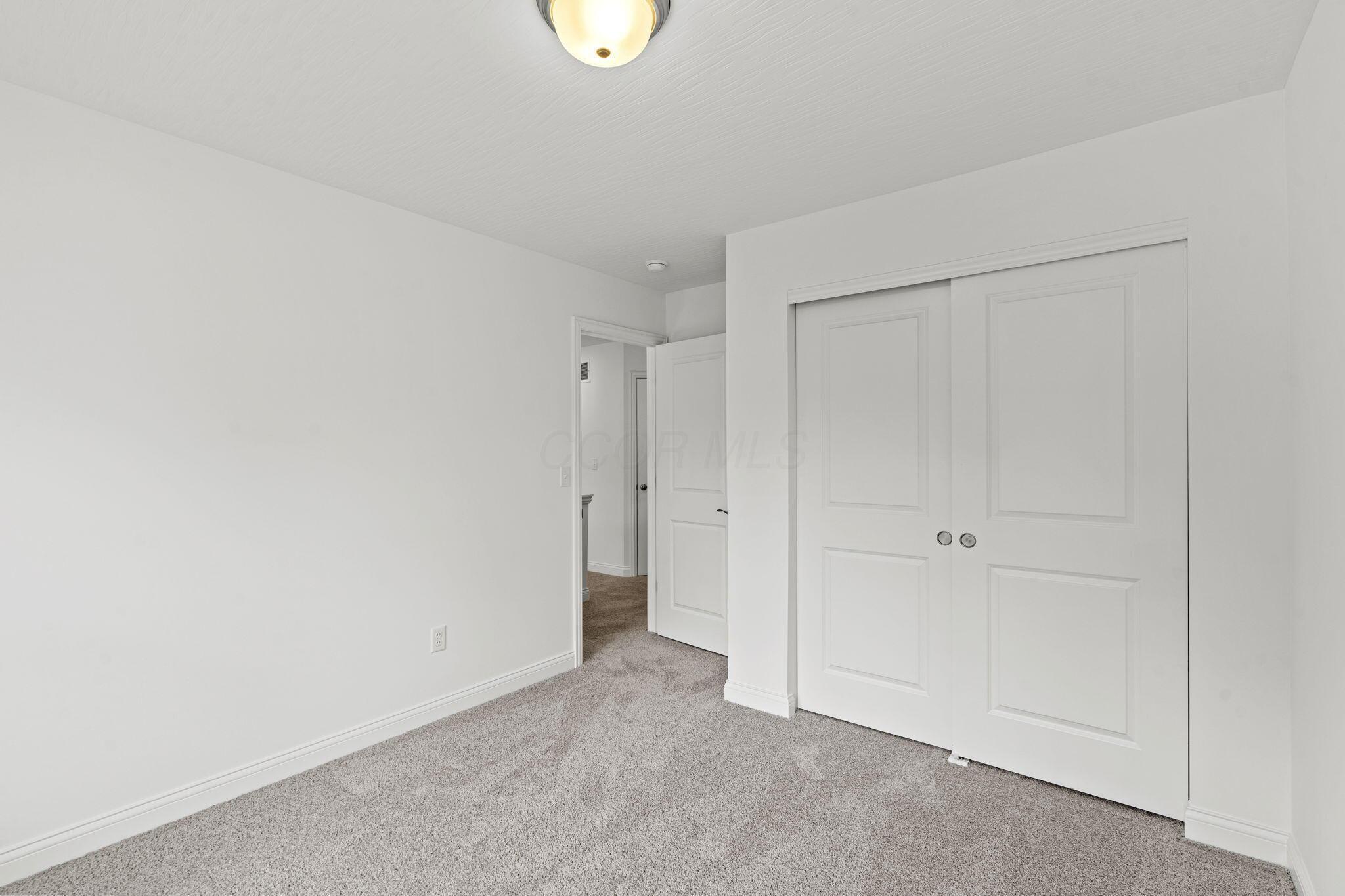 51 Genoa Circle, Commercial Point, Ohio image 18