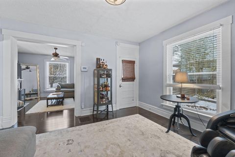 Tiny photo for 39 W Lakeview Avenue, Columbus, OH 43202 (MLS # 225044871)