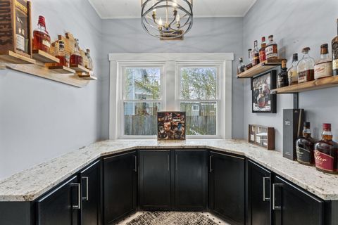 Tiny photo for 39 W Lakeview Avenue, Columbus, OH 43202 (MLS # 225044871)