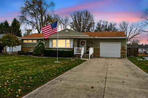 Photo of 458 Uhler Avenue, Marion, OH 43302 (MLS # 225043035)