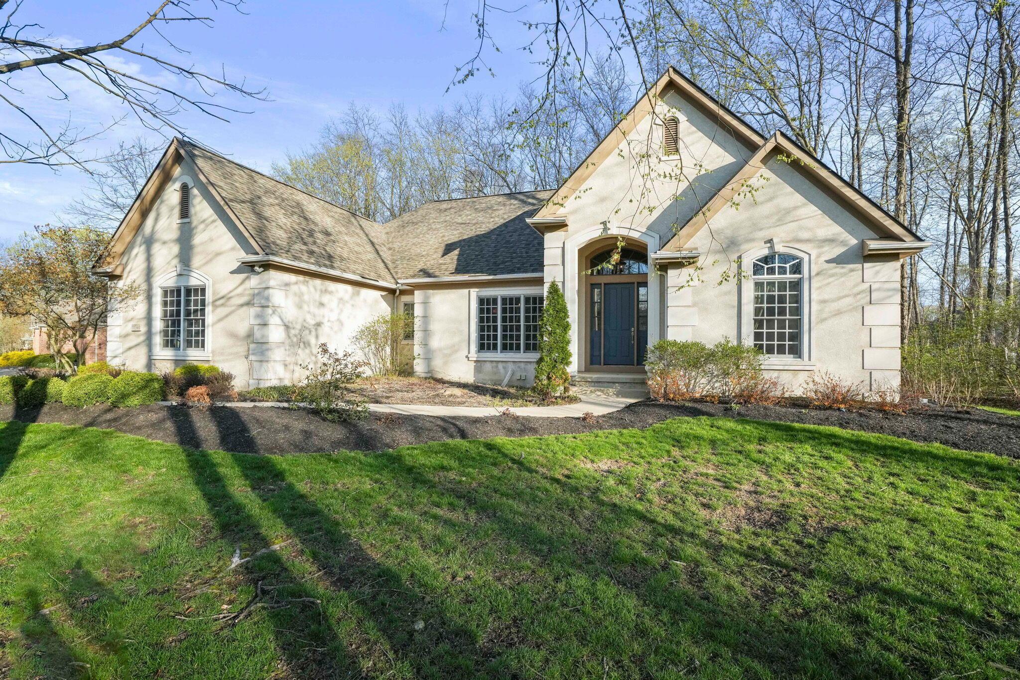 10340 Carmel Drive, Plain City, Ohio image 1