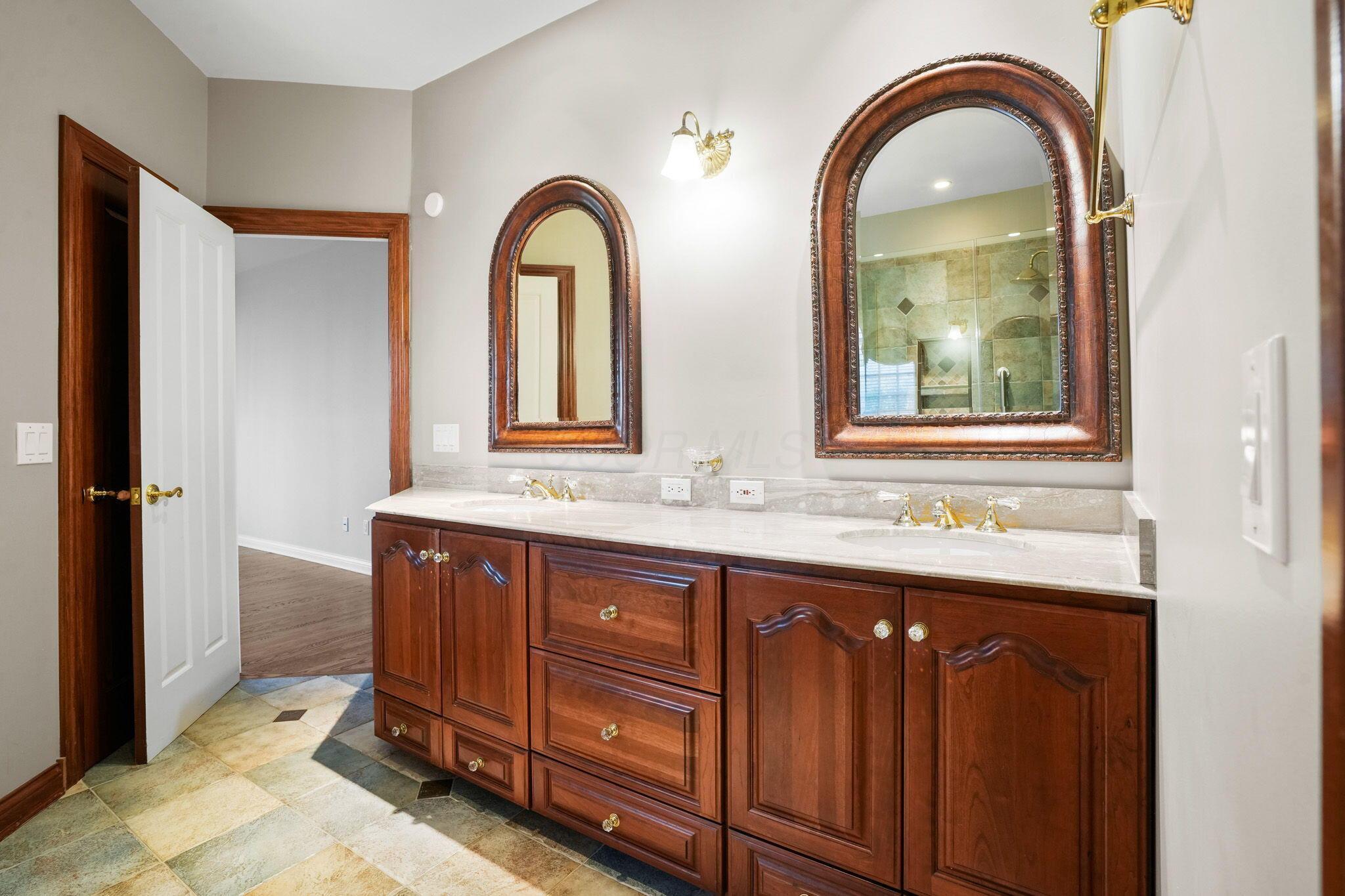 10340 Carmel Drive, Plain City, Ohio image 32