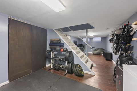 Tiny photo for 302 Cliffview Drive, Columbus, OH 43230 (MLS # 226000596)