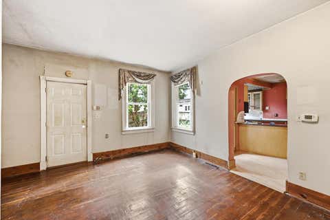 Tiny photo for 657 S 9th Street, Columbus, OH 43206 (MLS # 226028254)