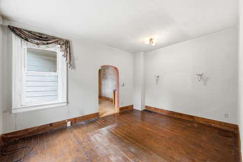 Tiny photo for 657 S 9th Street, Columbus, OH 43206 (MLS # 226028254)