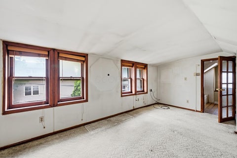 Tiny photo for 657 S 9th Street, Columbus, OH 43206 (MLS # 226028254)