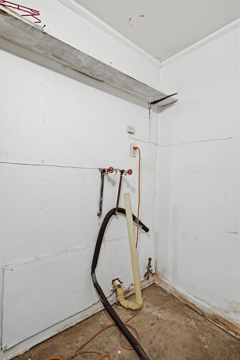 Tiny photo for 657 S 9th Street, Columbus, OH 43206 (MLS # 226028254)