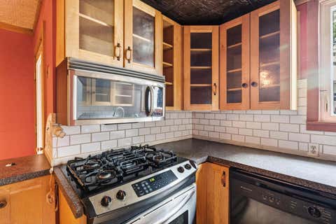 Tiny photo for 657 S 9th Street, Columbus, OH 43206 (MLS # 226028254)