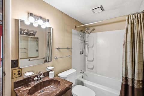 Tiny photo for 657 S 9th Street, Columbus, OH 43206 (MLS # 226028254)