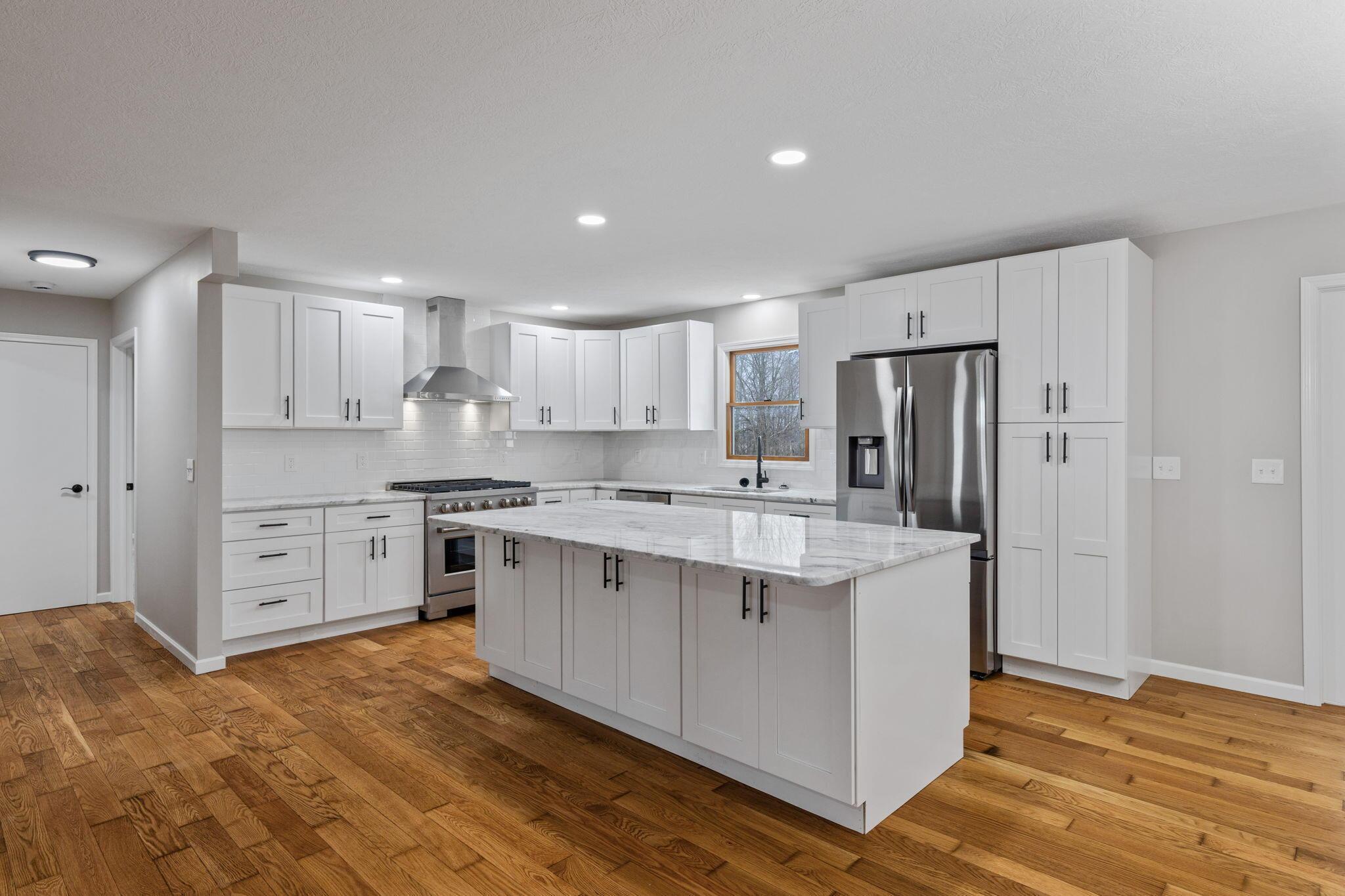 3284 Radnor Road, Radnor, Ohio image 6