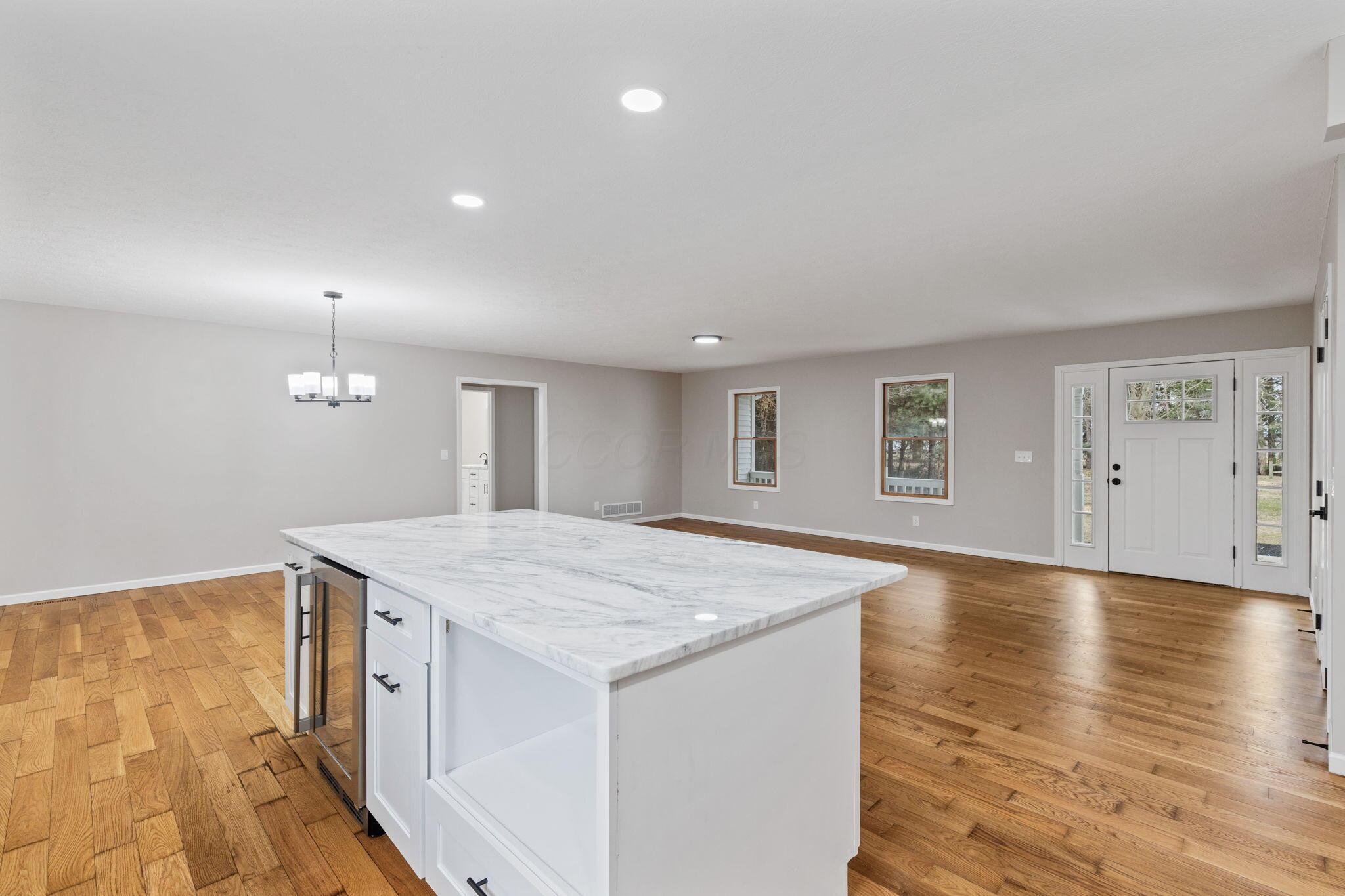 3284 Radnor Road, Radnor, Ohio image 8