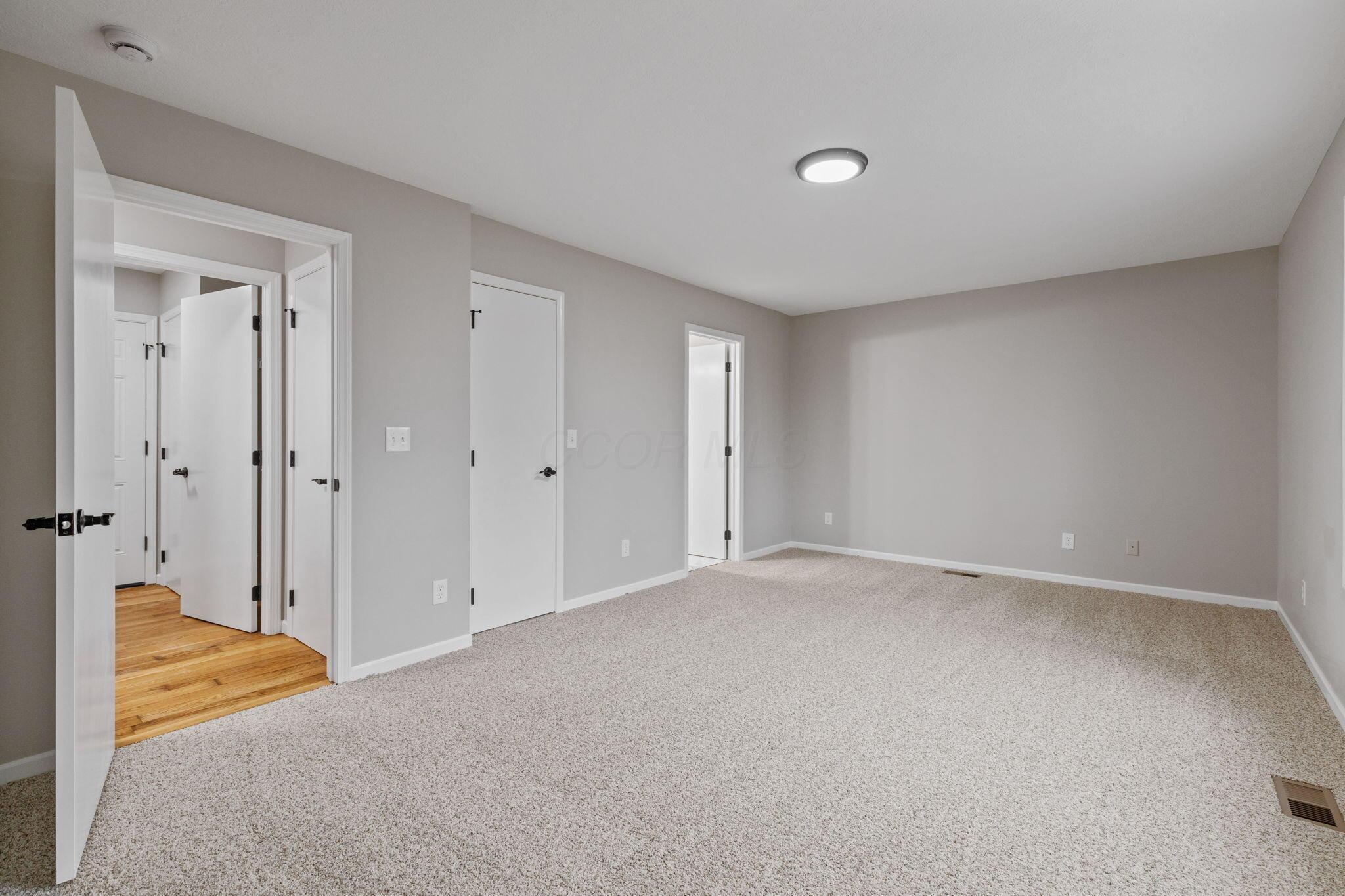 3284 Radnor Road, Radnor, Ohio image 19