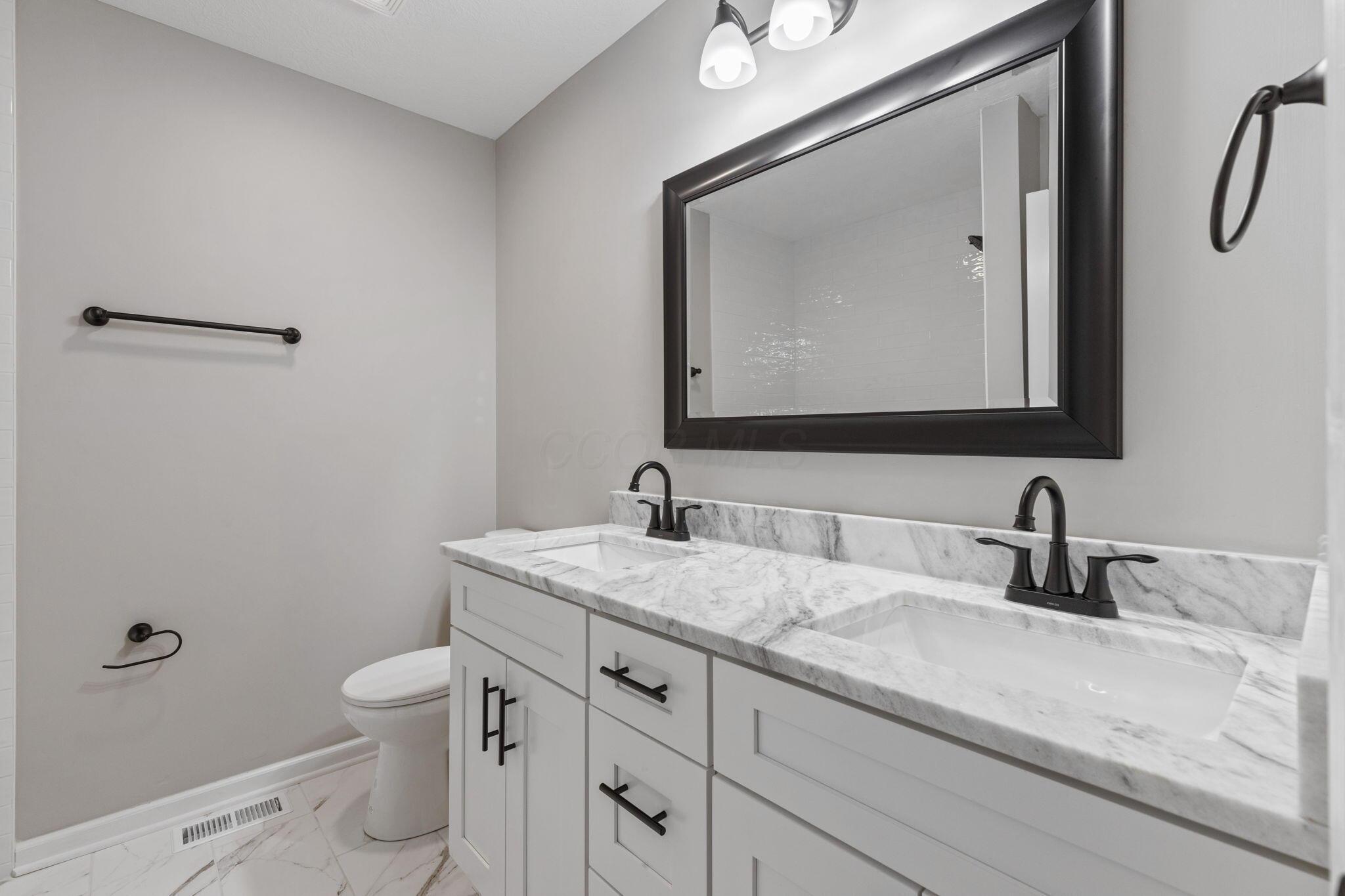 3284 Radnor Road, Radnor, Ohio image 27