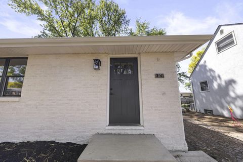 Tiny photo for 1071 Loring Road, Columbus, OH 43224 (MLS # 226013118)