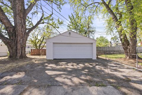 Tiny photo for 1071 Loring Road, Columbus, OH 43224 (MLS # 226013118)