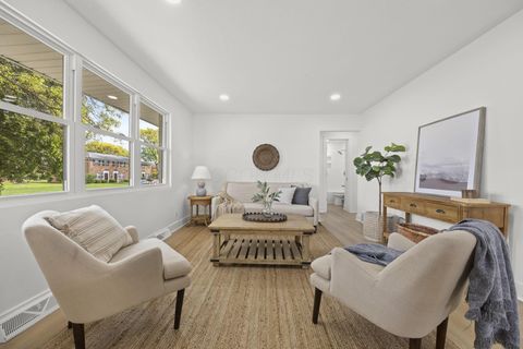 Tiny photo for 1071 Loring Road, Columbus, OH 43224 (MLS # 226013118)