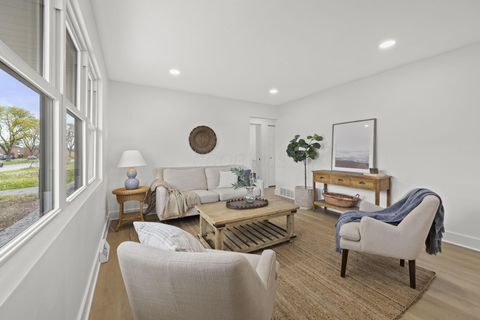 Tiny photo for 1071 Loring Road, Columbus, OH 43224 (MLS # 226013118)