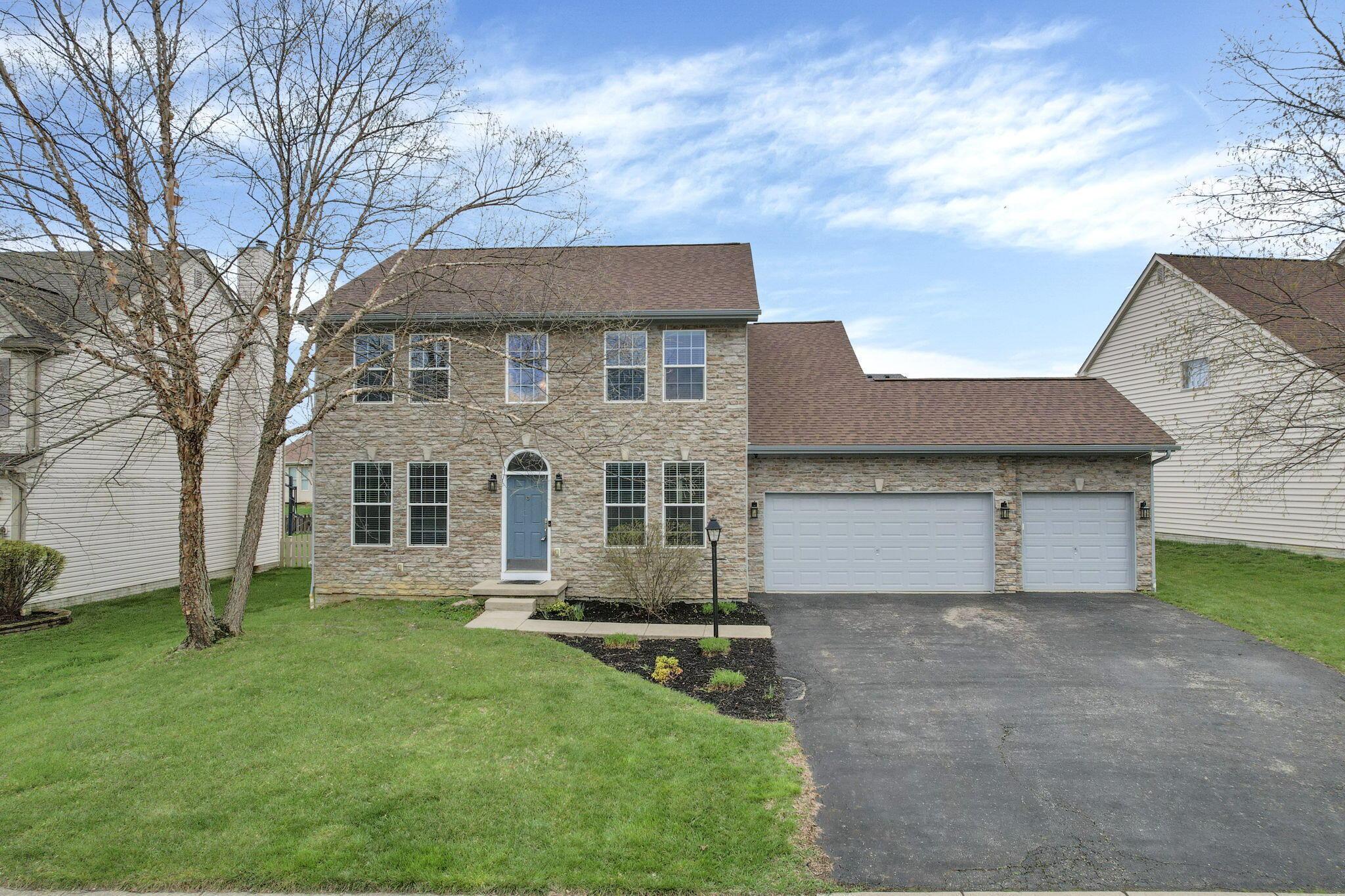 345 Trail, Pataskala, Ohio image 2