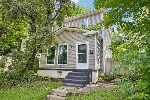 Photo of 224 S Wheatland Avenue, Columbus, OH 43204 (MLS # 226032597)