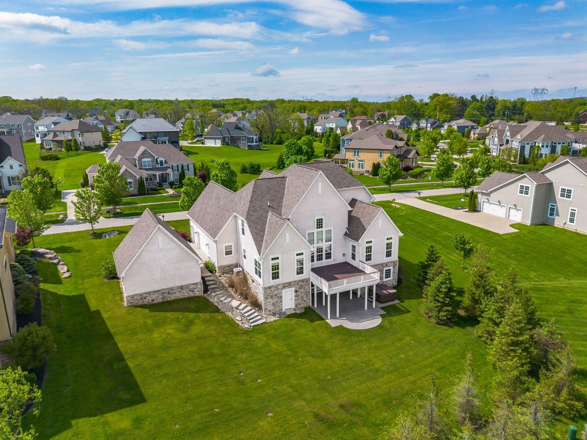 1393 Kearney Way, Delaware, Ohio image 2