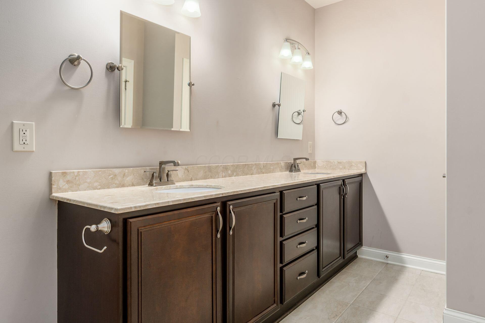 1393 Kearney Way, Delaware, Ohio image 42