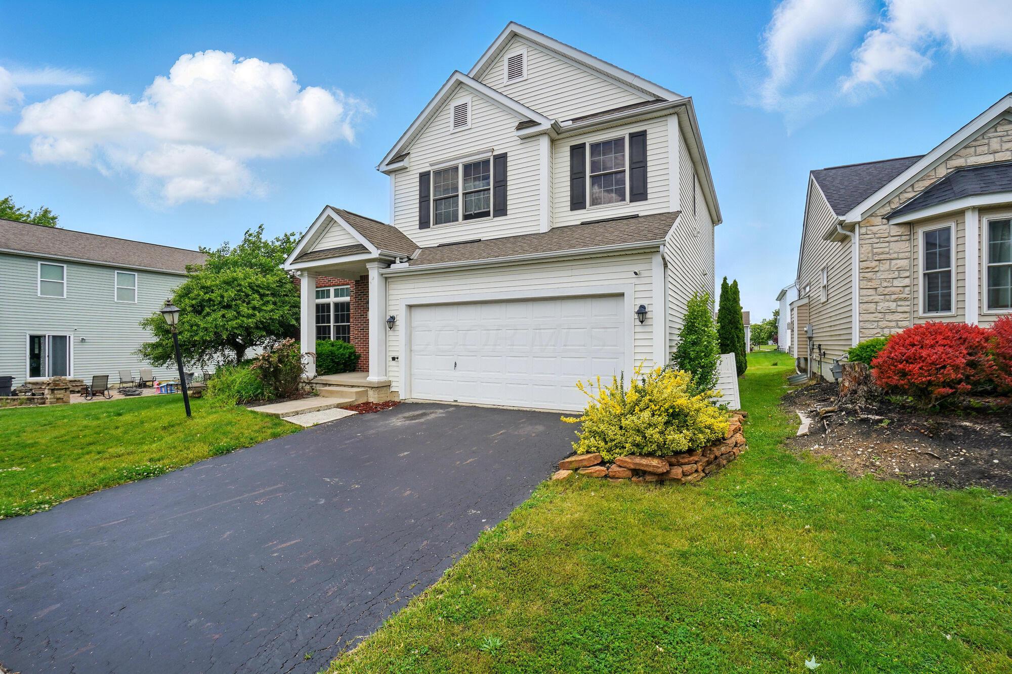 790 Salinger Drive, Lithopolis, Ohio image 2