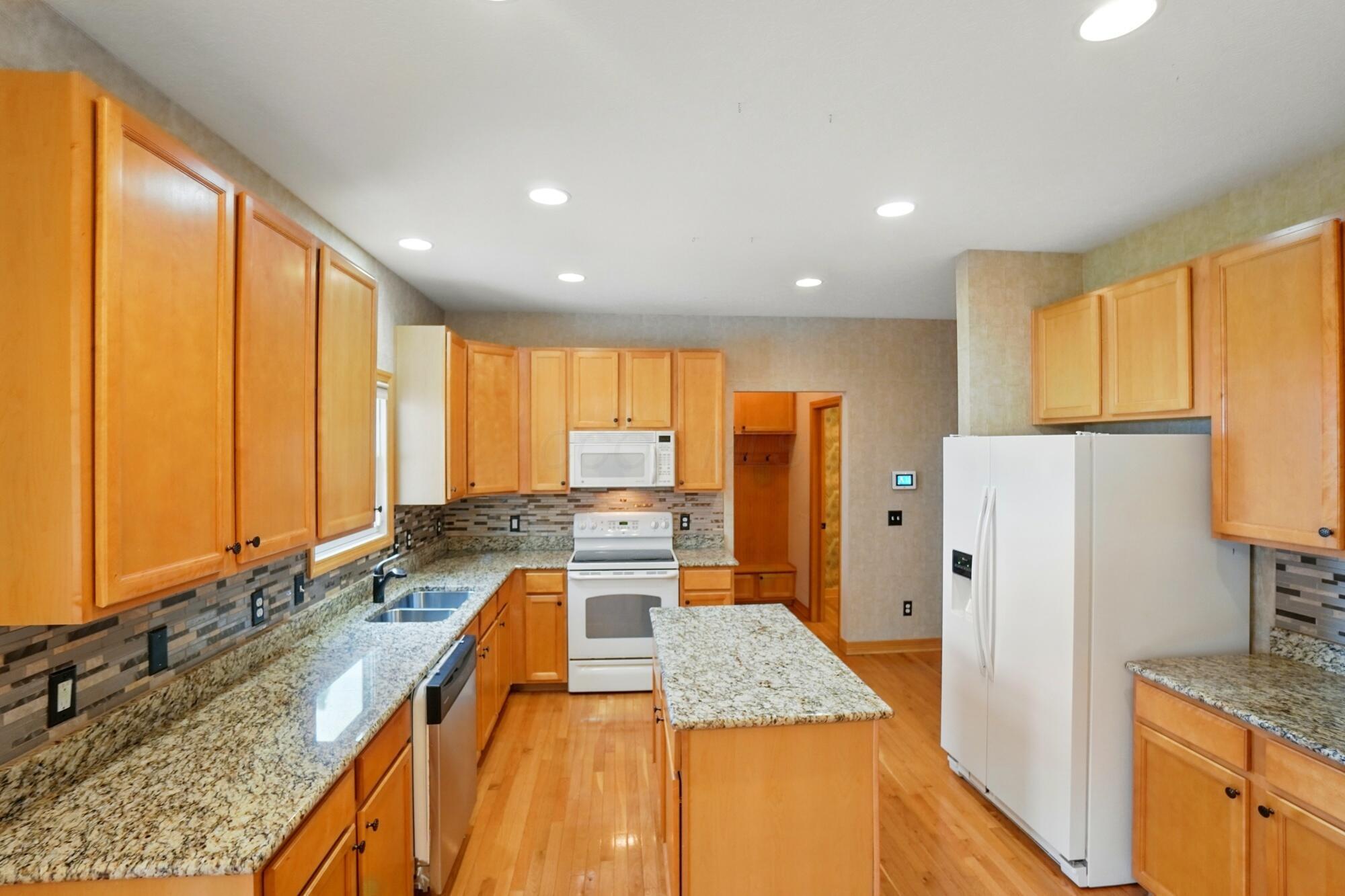 790 Salinger Drive, Lithopolis, Ohio image 18