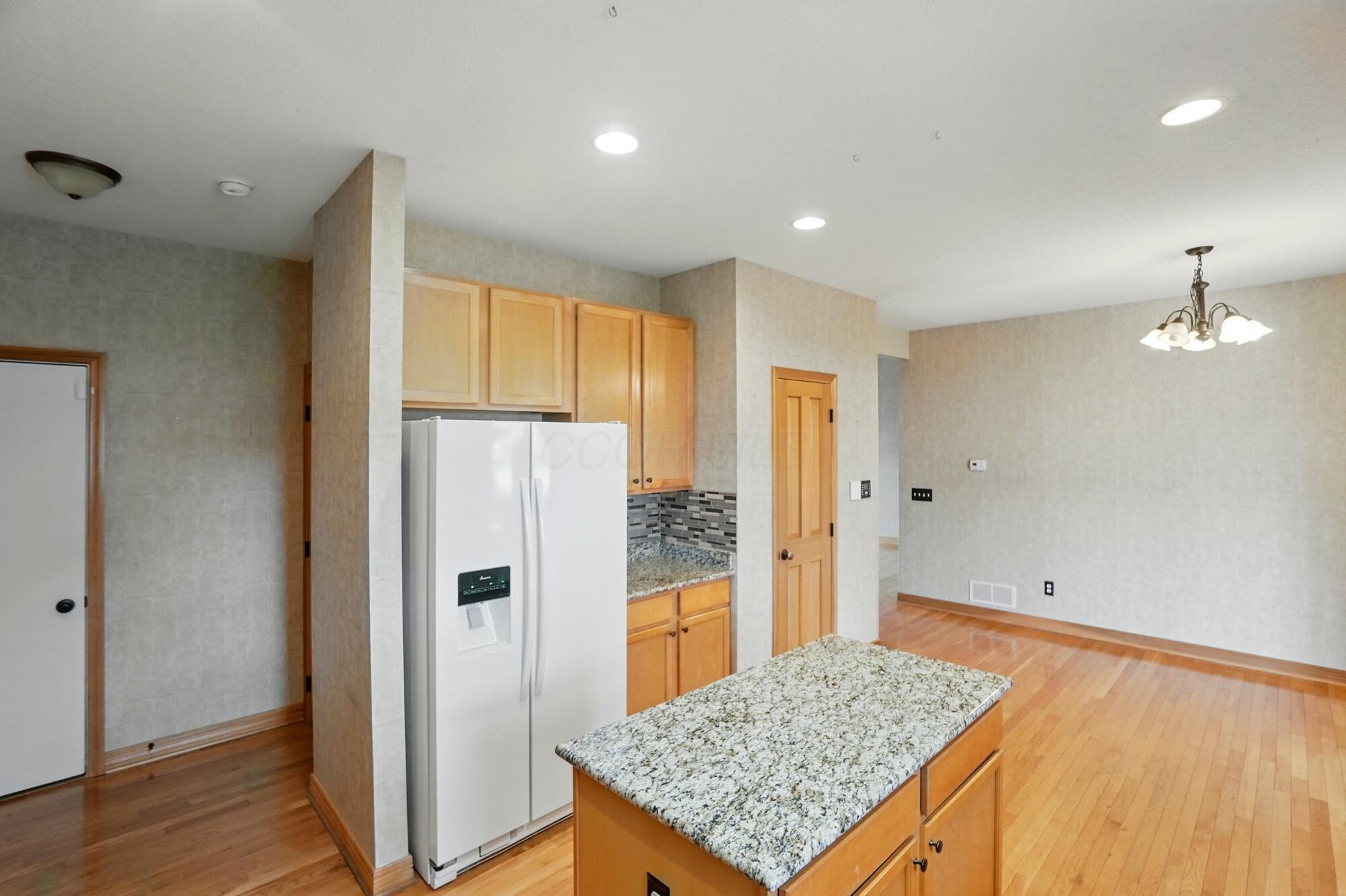 790 Salinger Drive, Lithopolis, Ohio image 17