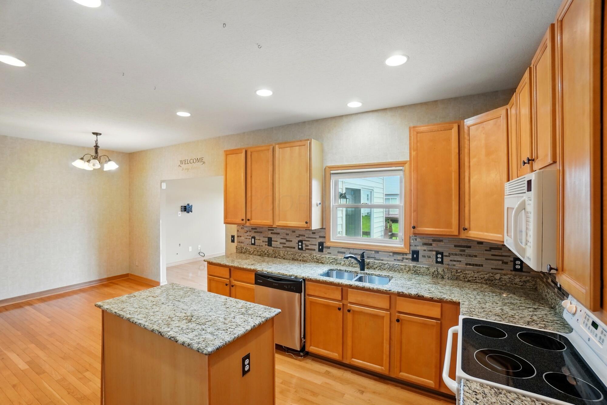 790 Salinger Drive, Lithopolis, Ohio image 16