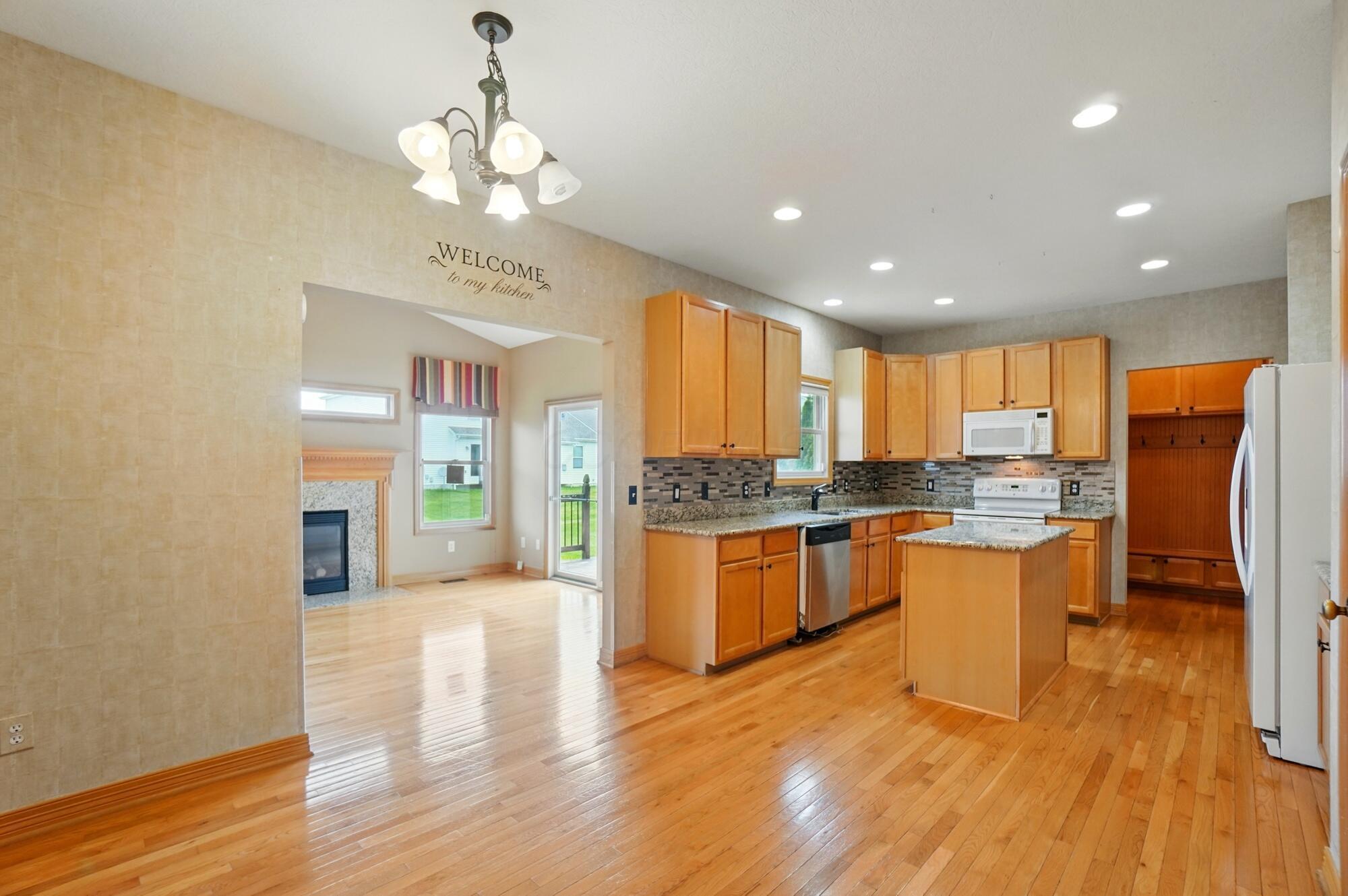 790 Salinger Drive, Lithopolis, Ohio image 12