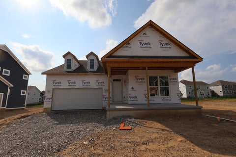 Photo of 408 Fannin Drive, Pataskala, OH 43062 (MLS # 226035798)