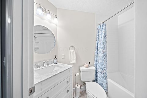 Tiny photo for 3414 Eastwoodlands Trail, Hilliard, OH 43026 (MLS # 225045431)