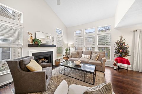 Tiny photo for 3414 Eastwoodlands Trail, Hilliard, OH 43026 (MLS # 225045431)