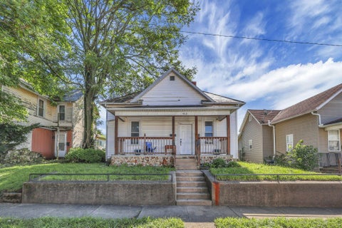 Photo of 412 Garfield Avenue, Lancaster, OH 43130 (MLS # 226030165)