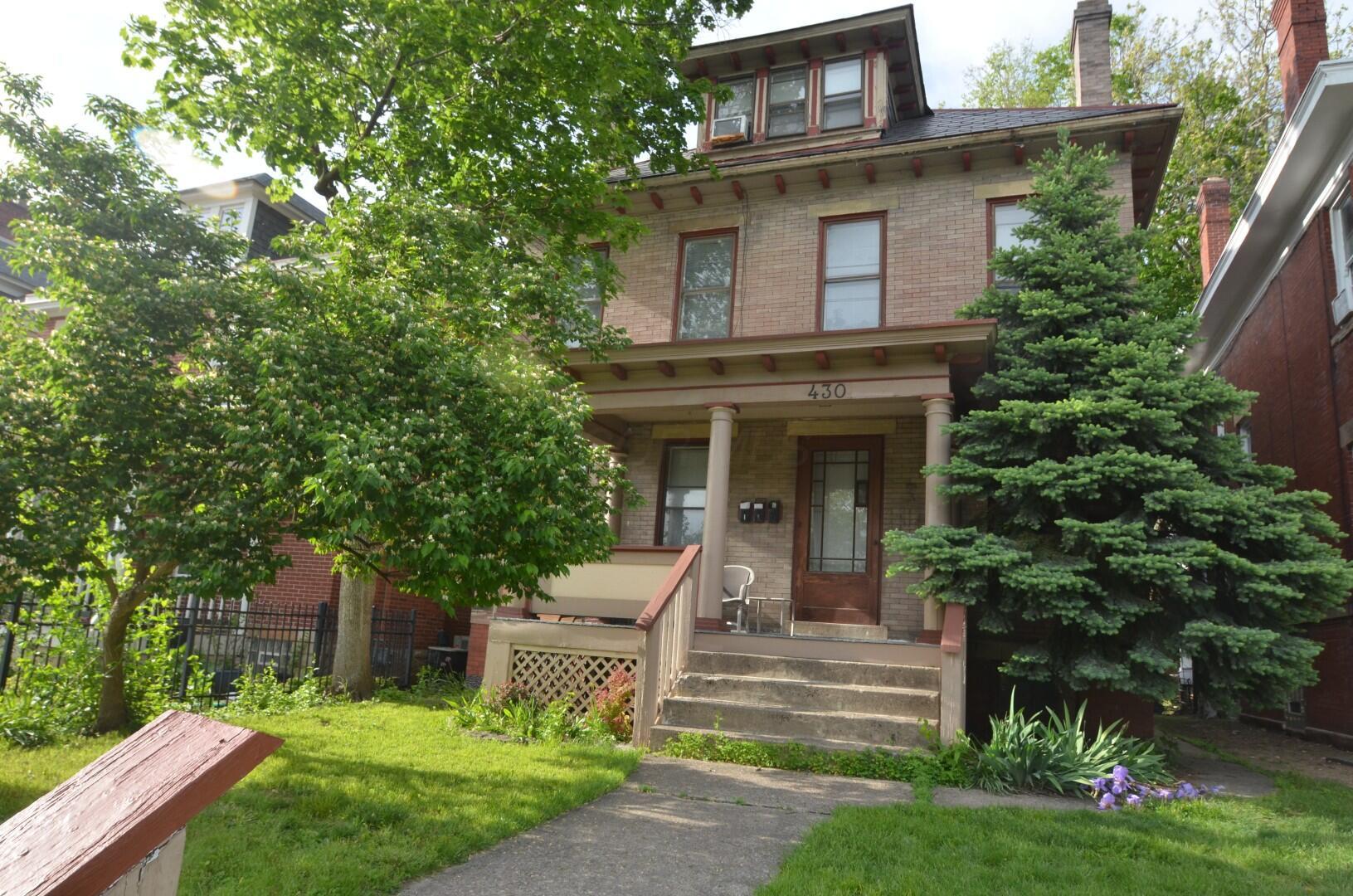 Columbus, Ohio 43201, United States, 1 Bedroom Bedrooms, ,1 BathroomBathrooms,Residential,Active,127749
