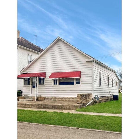 Homes For Sale - 171 Warner Avenue<br/> Logan, OH 43138