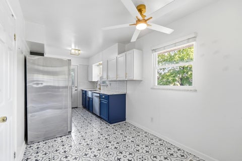 Tiny photo for 796 Drummond Court, Columbus, OH 43214 (MLS # 226033854)